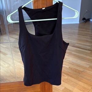 Luluemon Instill Tank 10 A/B cup excellent condition